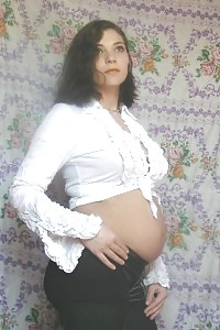 1st Time Waiting Mama Absolutely Nude And Stretching Her Legs To Jerk Her Labia